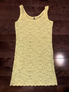 Tenax Sheer Lace Scoop Neck Tank Top - Yellow